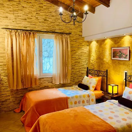 빌라 Ermones Amber Vátos