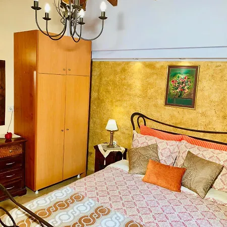 Ermones Amber Vátos