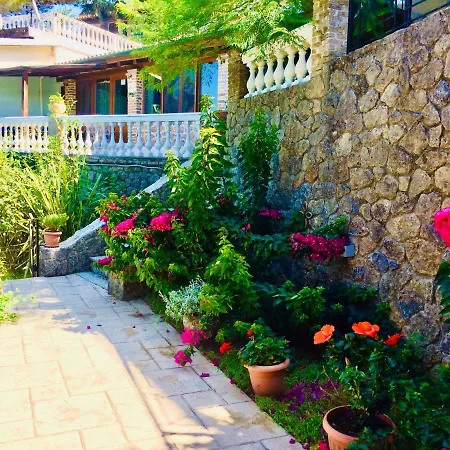 Ermones Amber 빌라 Vátos